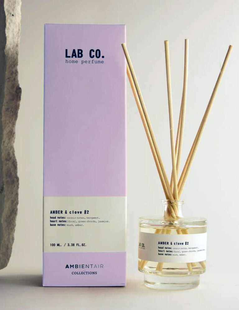 Híbýlailmur diffuser Lab Co | Amber & Clove